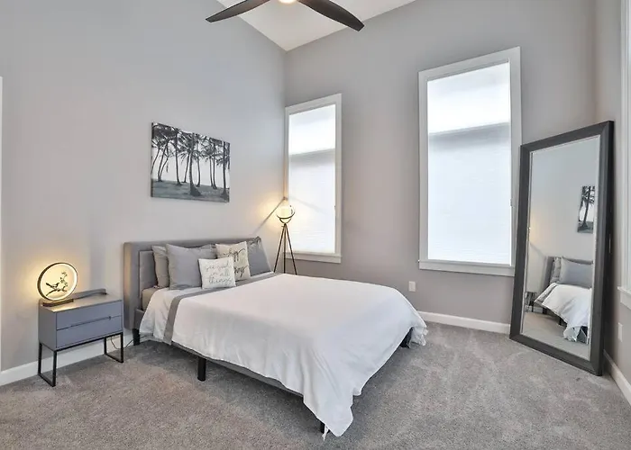 **New Modernlux Best Otr Condo *Park Onsite**